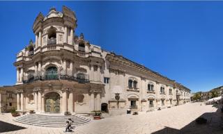 Chiesa di San Giovanni e Palazzo Municipale